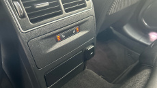 Jaguar F-Pace 2.0 D200 R-Dynamic SE 5dr Auto AWD Diesel Estate